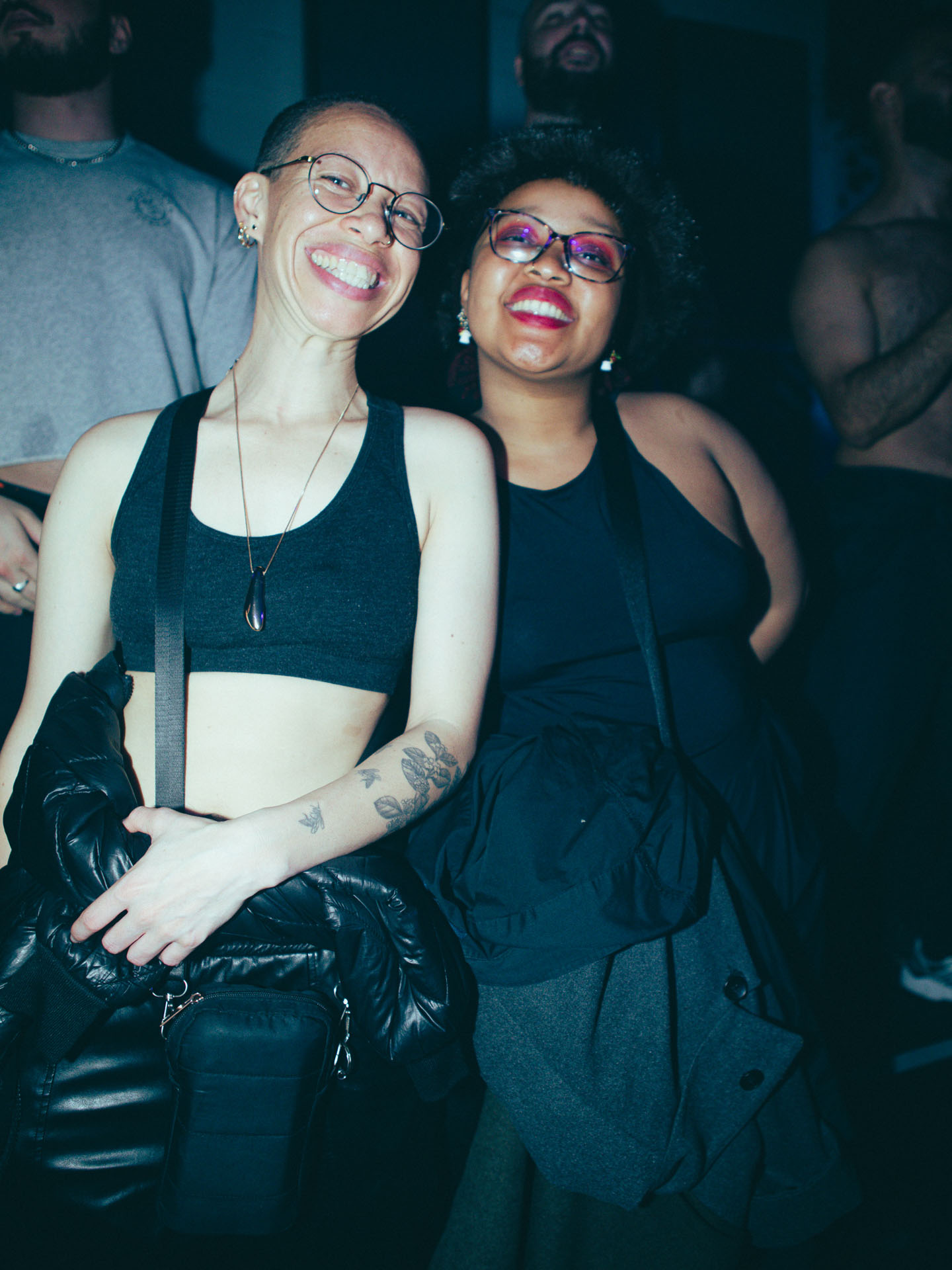 Howl_Rave_20_088_aibid5
