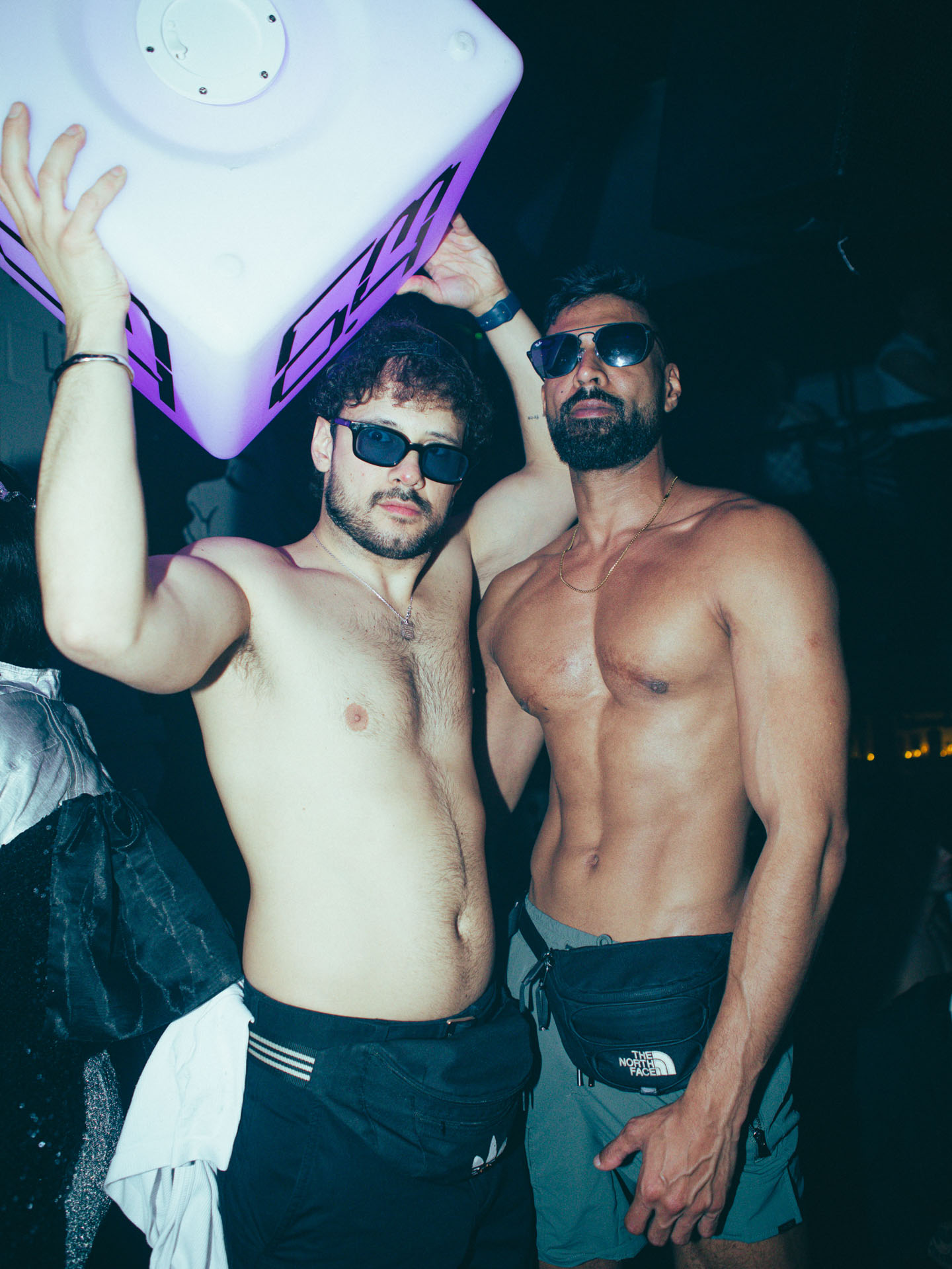 Howl_Rave_20_095_dtx3nf