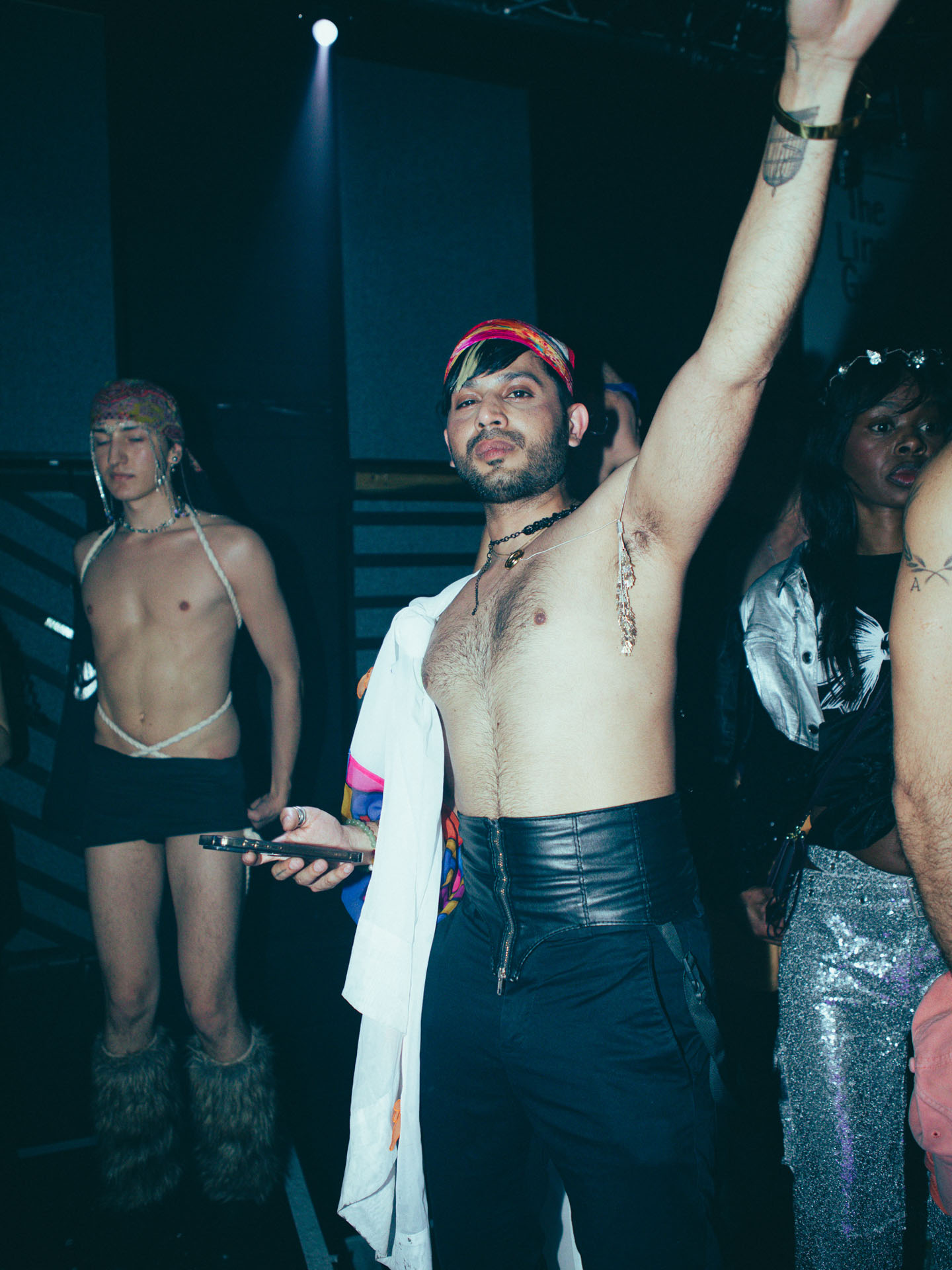 Howl_Rave_20_098_kzig4x