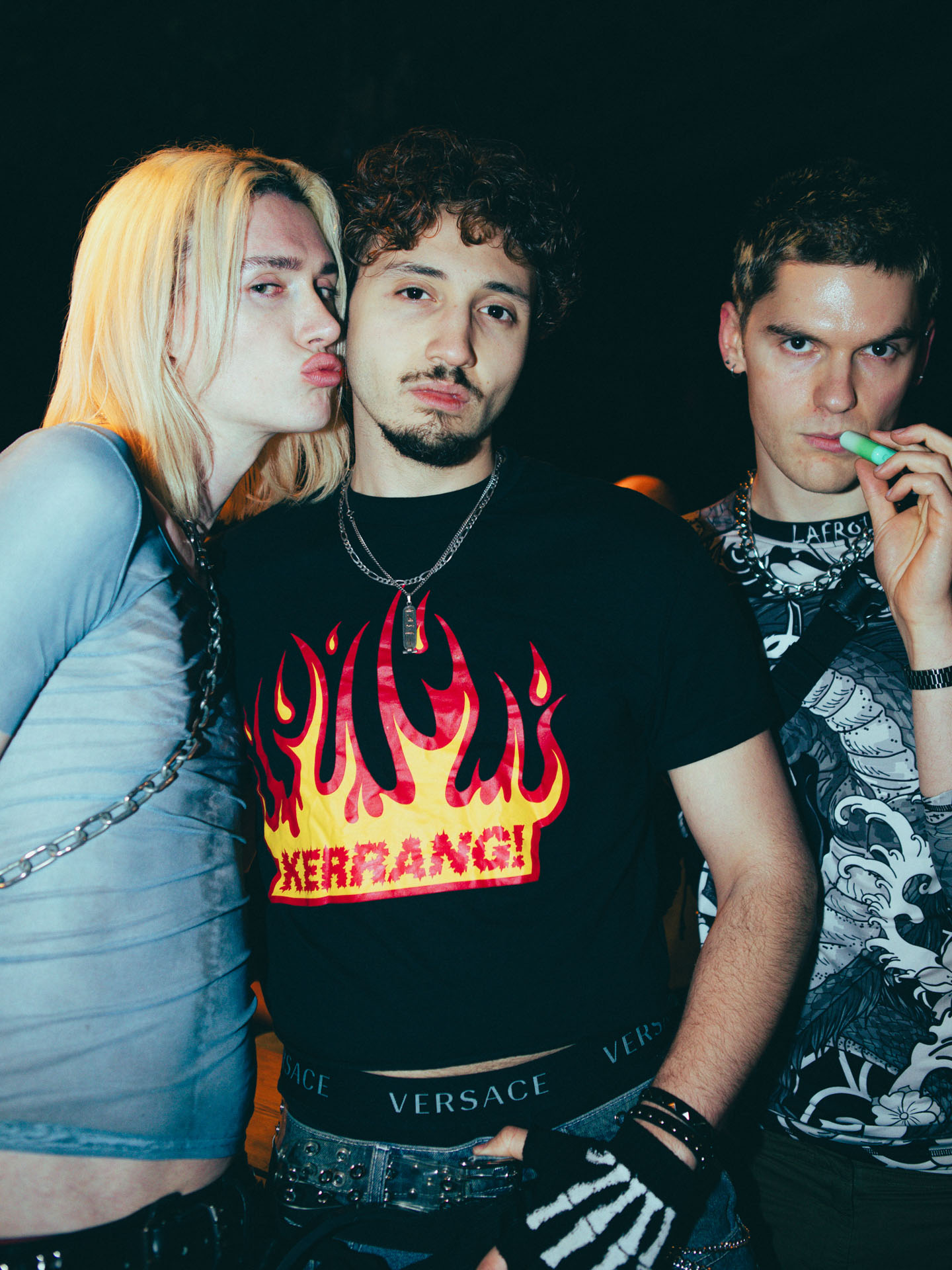 Howl_Rave_20_124_ex2t5k