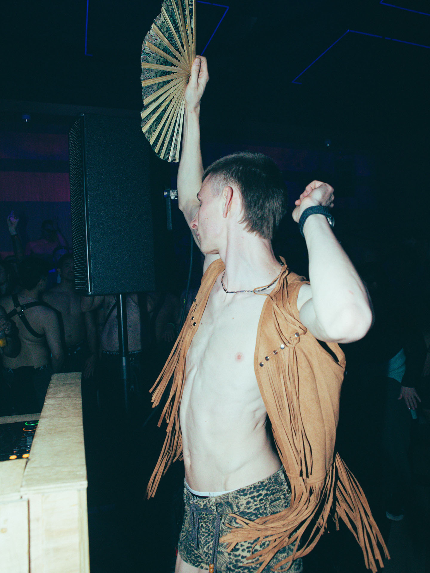 Howl_Rave_20_169_zjnhja