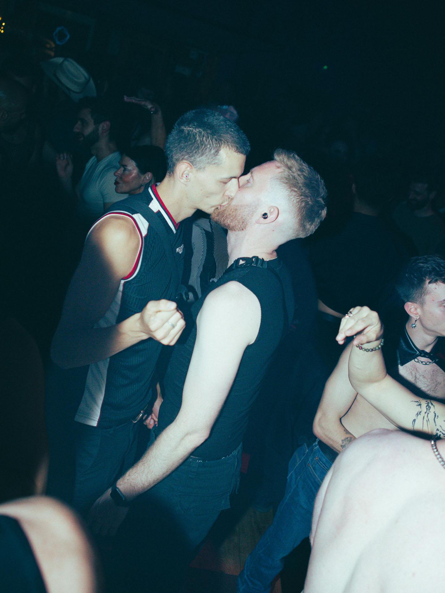 Howl_Rave_20_178_jffzue