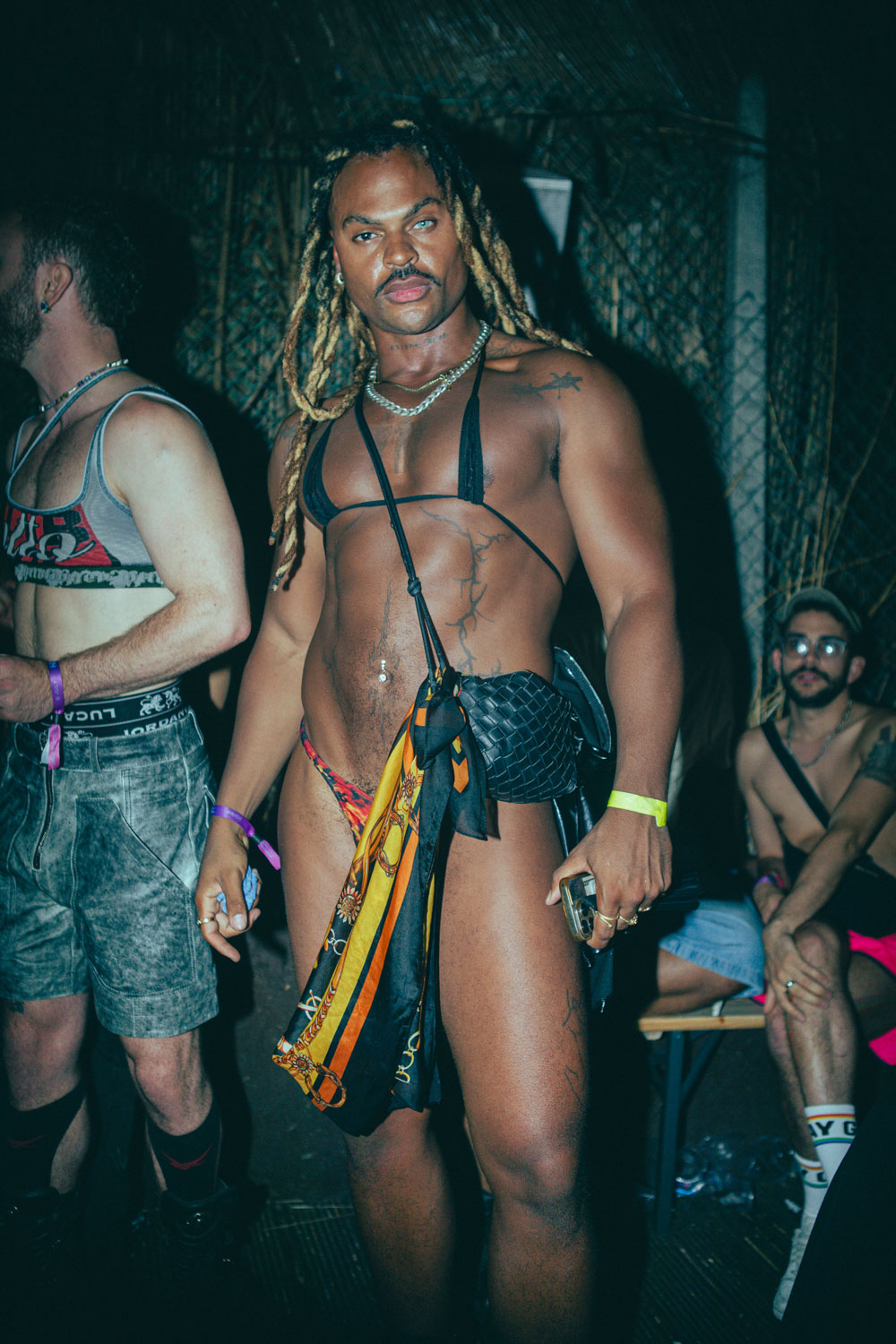 HOWL_Pride2025_EliseShauna_68L_PRIDE_-68_1_syyeum