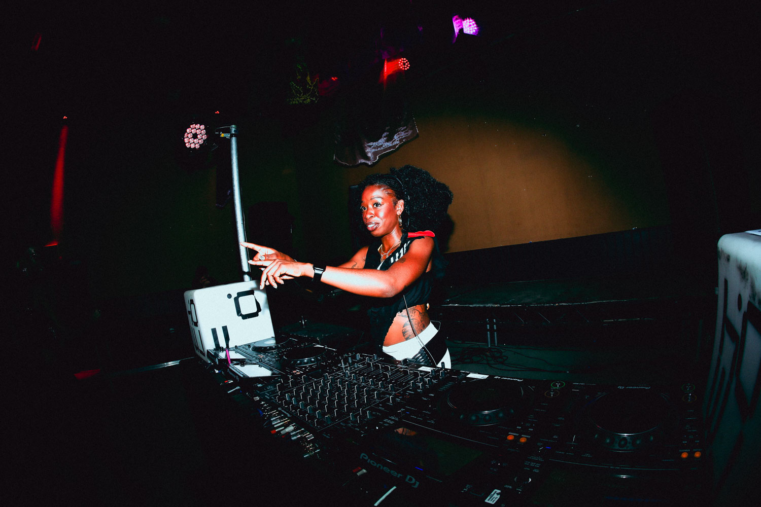 HOWL_Pride2025_Lakiya_9758A9758_vgrbpu