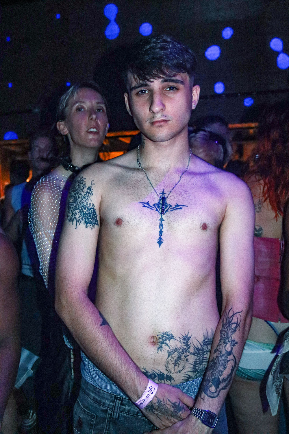 HOWL_Pride2025_TomisinAnimashaun_9021_9021_dnjlml