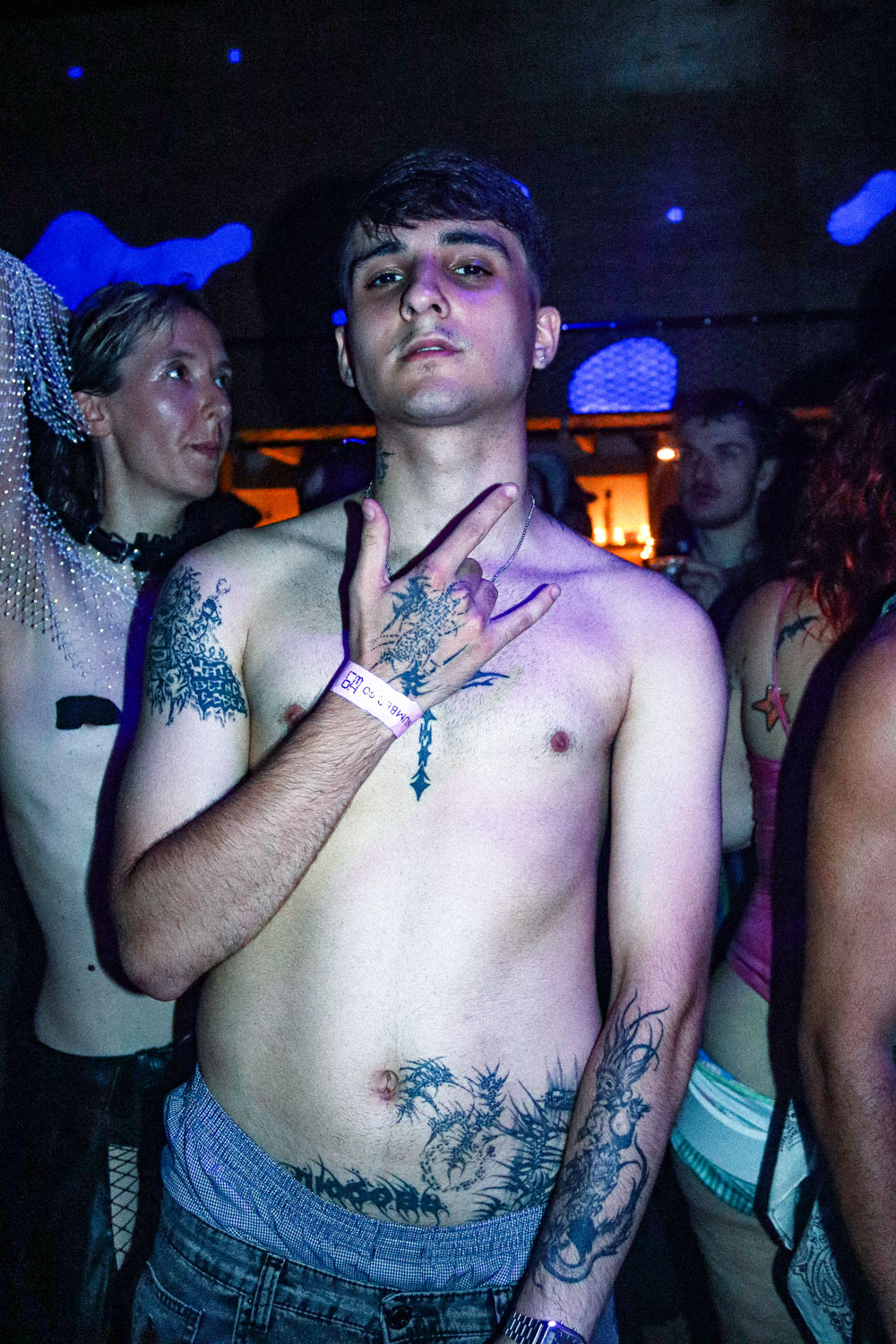 HOWL_Pride2025_TomisinAnimashaun_9022_9022_2_gkm8cb