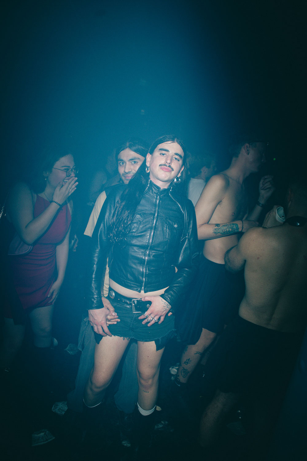 EliseShauna_HOWL-SEPTEMBER_-014_ov8h61