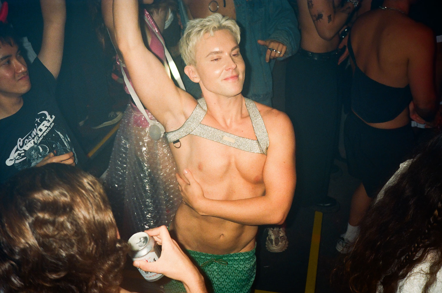 Howl_Rave_21_byGrimsby_2025-10-31_-_Howloween_027_ebg03r