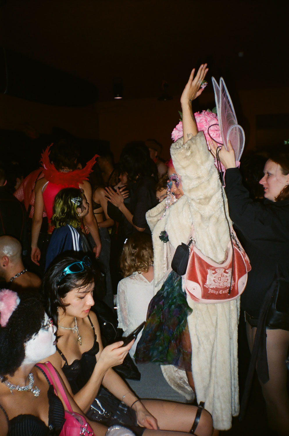 Howl_Rave_21_byGrimsby_2025-10-31_-_Howloween_164_qjfq6a