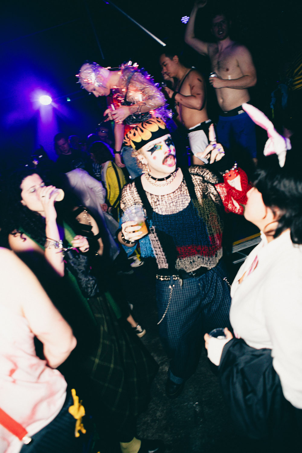 EliseShauna_HOWLOWEEN-16_ckg2nz