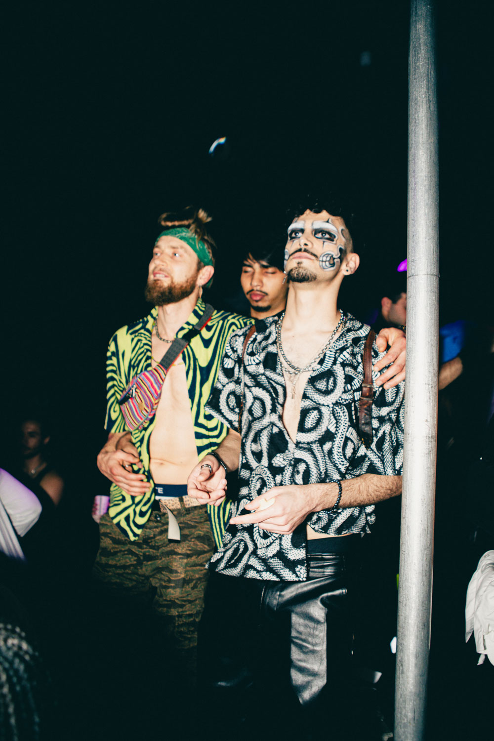 EliseShauna_HOWLOWEEN-24_z3kbni