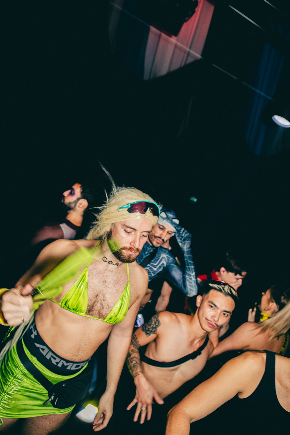 EliseShauna_HOWLOWEEN-31_v5s9ru