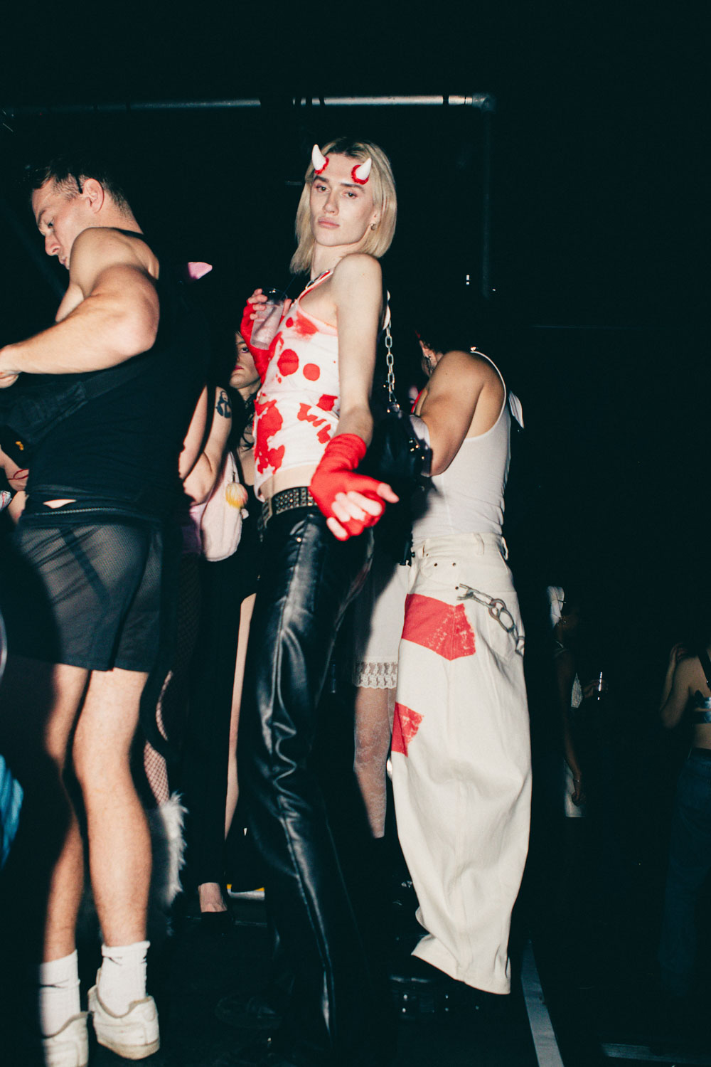 EliseShauna_HOWLOWEEN-37_e0nwxf