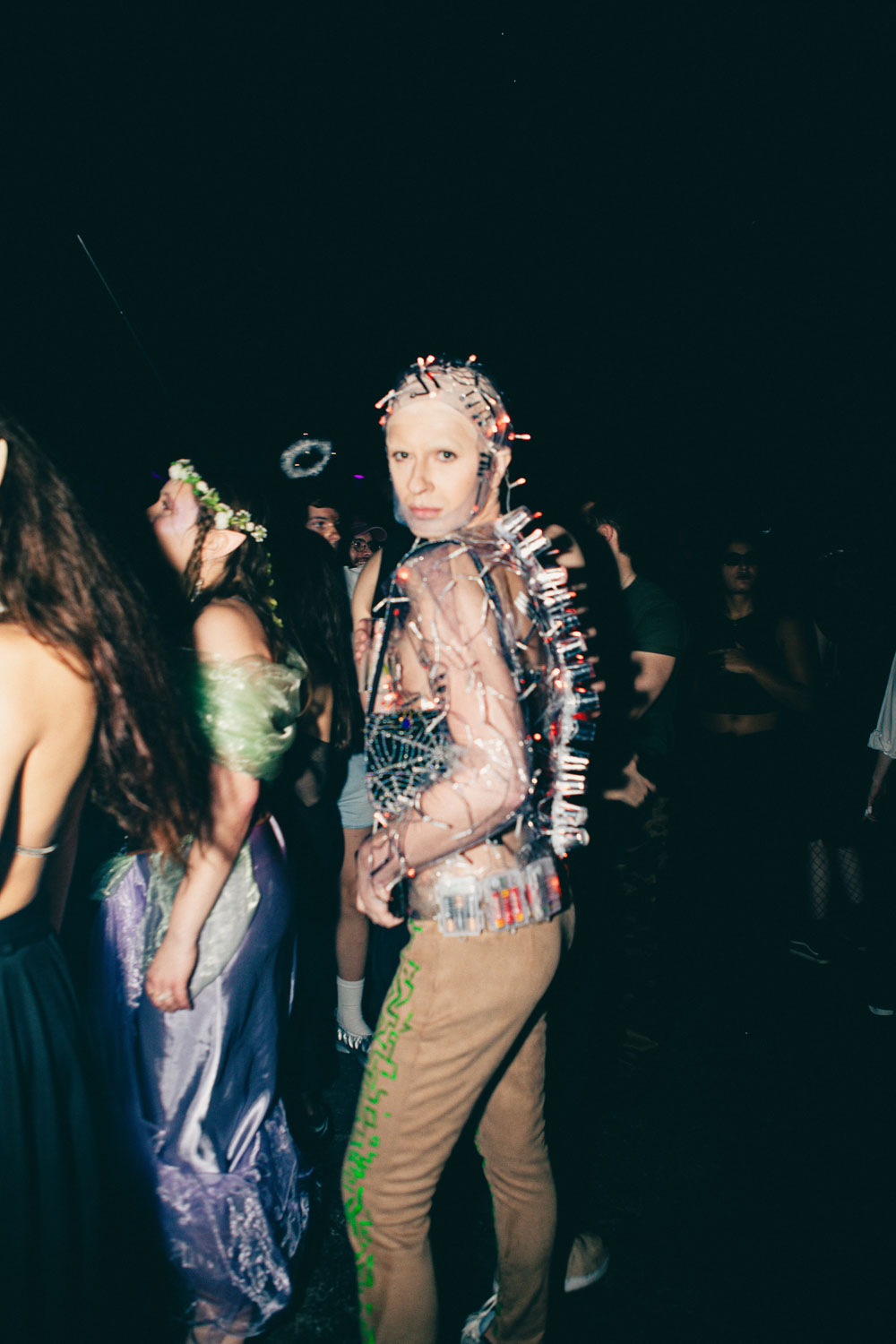 EliseShauna_HOWLOWEEN-38_yyhwrp