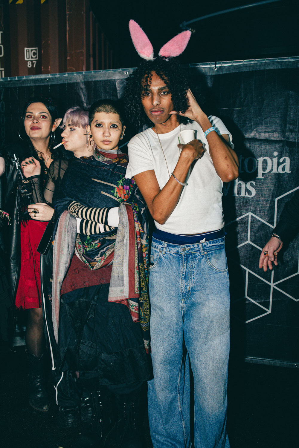 EliseShauna_HOWLOWEEN-51_blxdf6