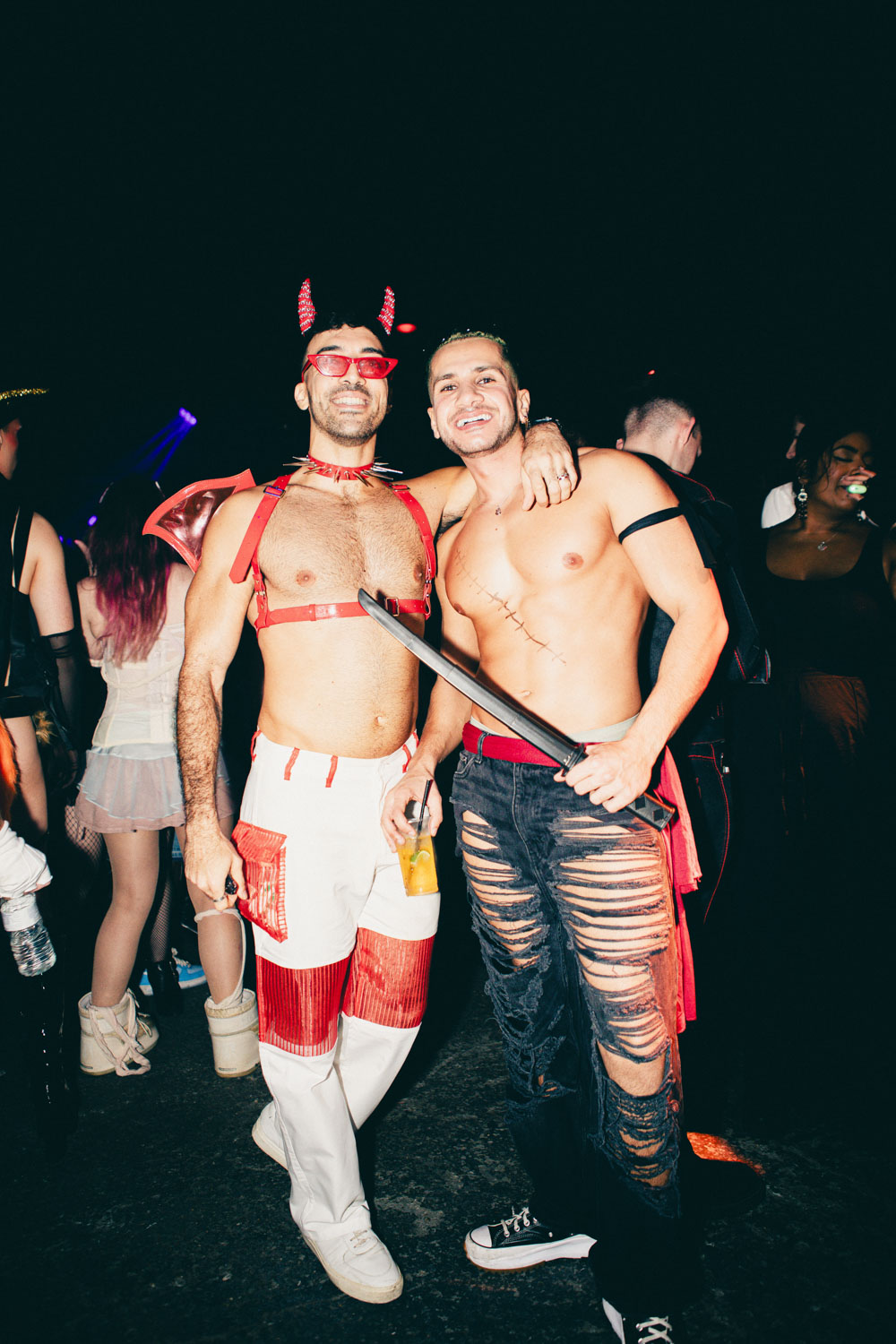 EliseShauna_HOWLOWEEN-68_csbegt