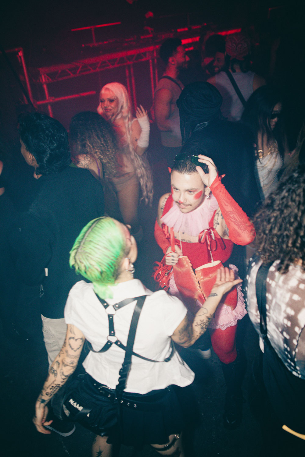 EliseShauna_HOWLOWEEN-94_vpwep3