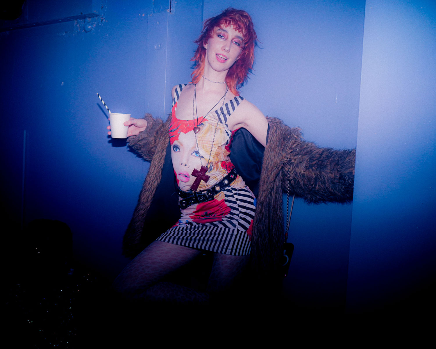 HOWL_LoveBall02_LilyMaguire_DSC00261_zdwzjf