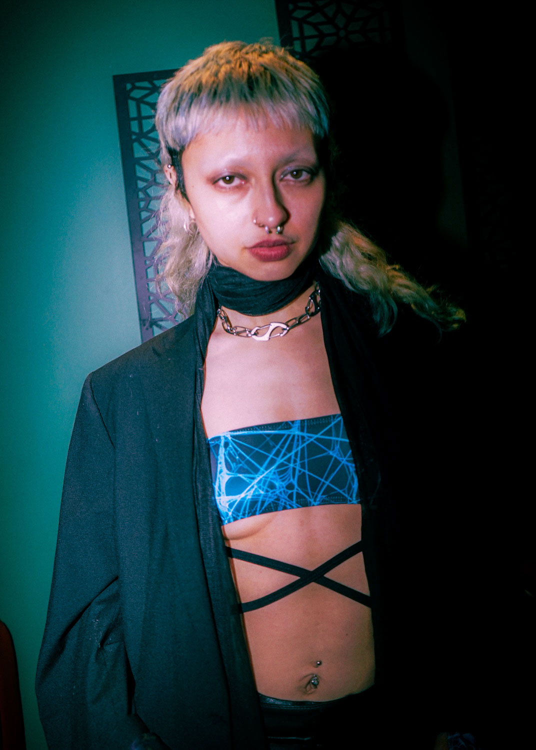 HOWL_LoveBall02_LilyMaguire_DSC00852_xo9fb2