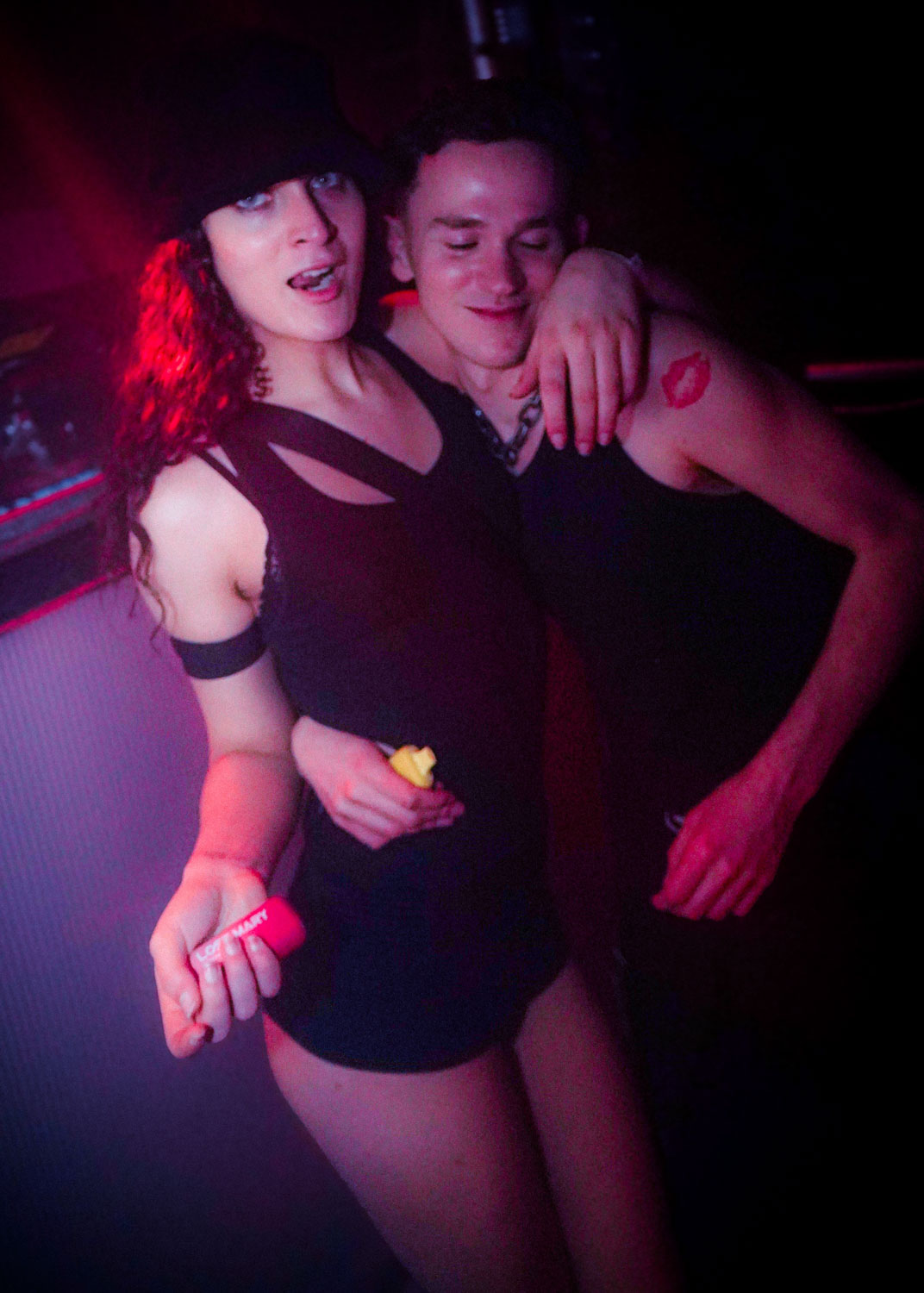 HOWL_LoveBall02_LilyMaguire_DSC01632_ivzdgg