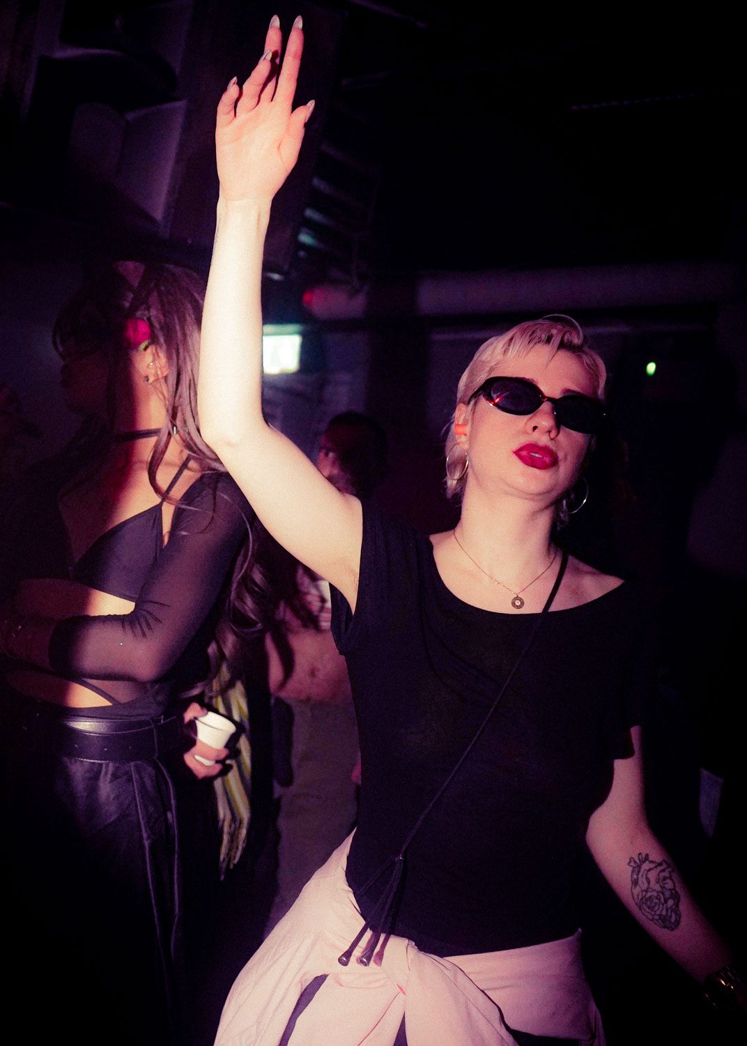 HOWL_LoveBall02_LilyMaguire_DSC02025_cuql8p
