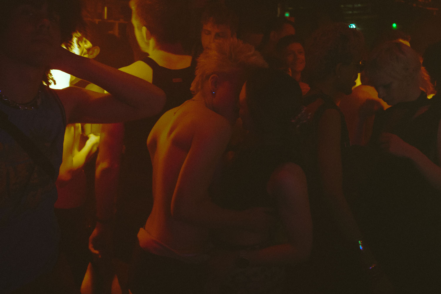 howlrave25_jennydaianaguidi_397_ako4e6