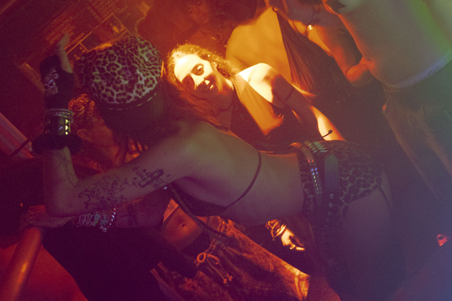 howlrave25_jennydaianaguidi_466_orisw2
