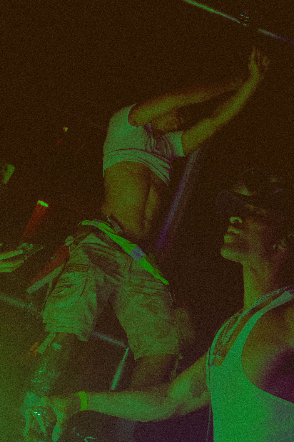 howlrave25_jennydaianaguidi_531_bdmliy