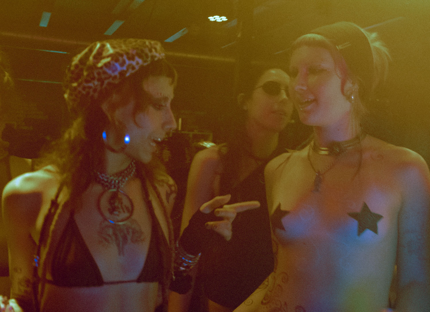 howlrave25_jennydaianaguidi_537_ct1gc7