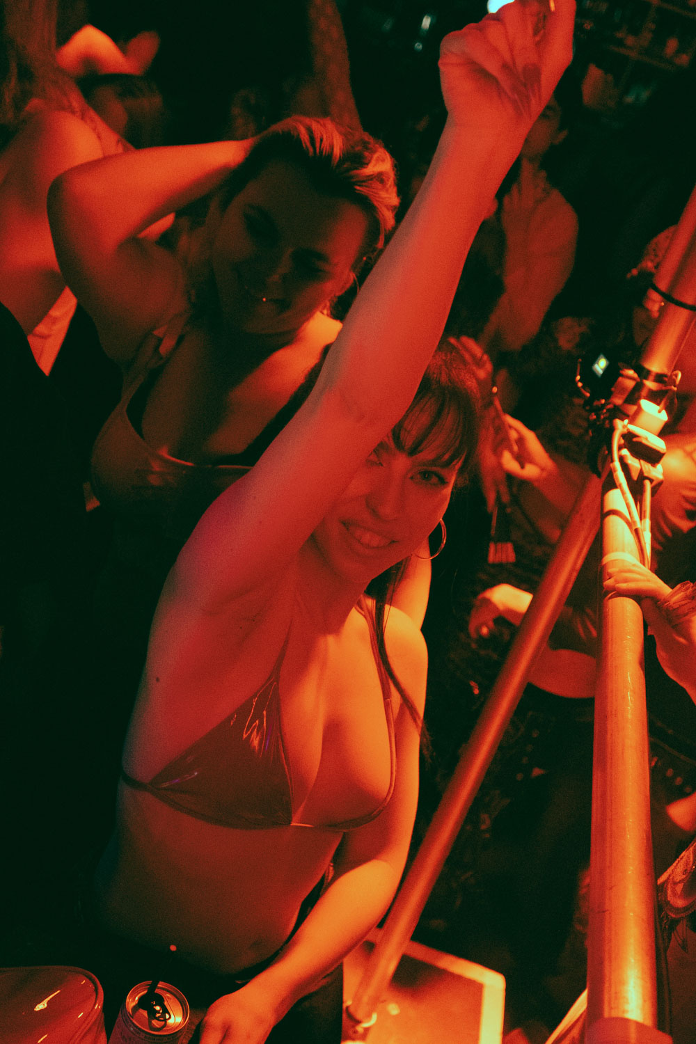 howlrave25_jennydaianaguidi_775_ukaphe