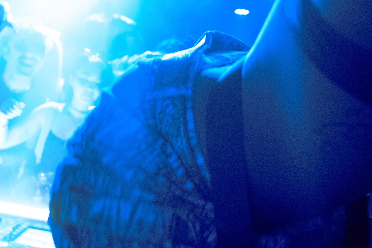 howlrave25_jennydaianaguidi_806_k9wdff