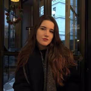 Esra Bingöl