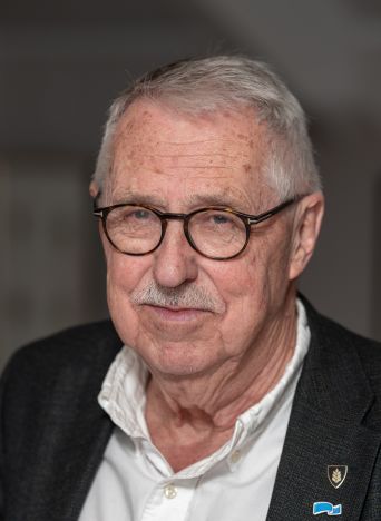 Petter Schou