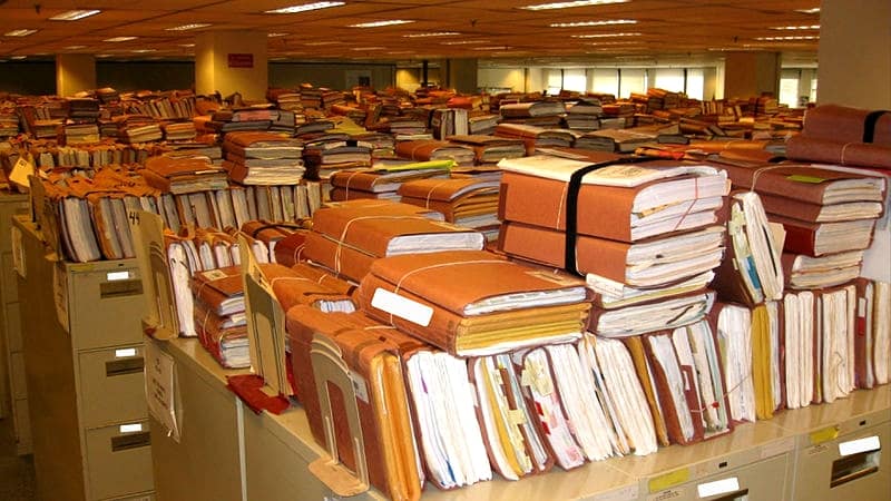 A good knowledge base contains a lot of structured information