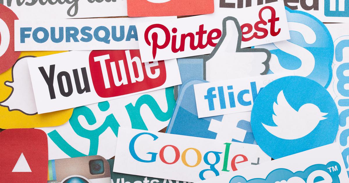 Social bookmarking and social media