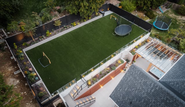Mill Street Oasis: Nature's Urban Retreat