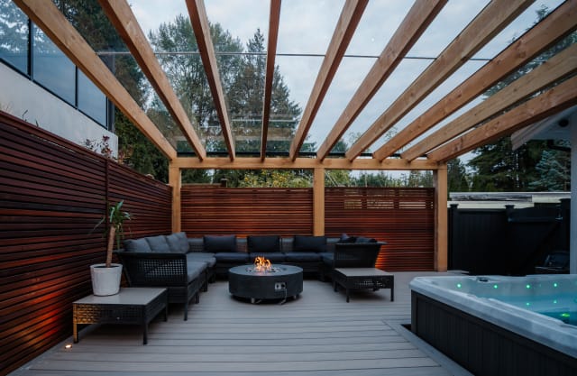 Mill Street Oasis: Nature's Urban Retreat