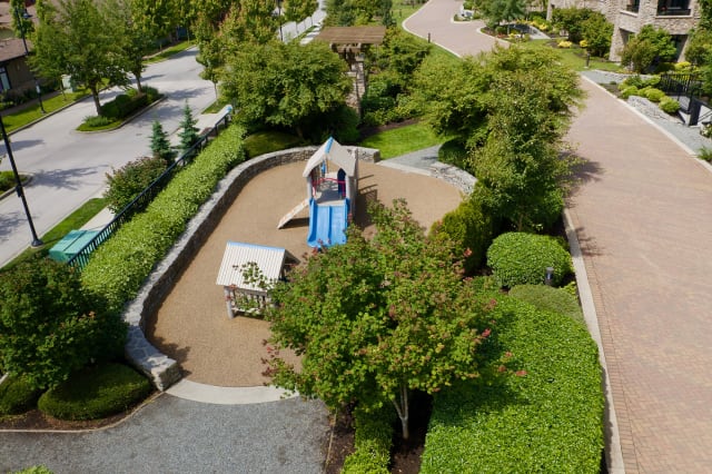 Tsawwassen Springs Apartments