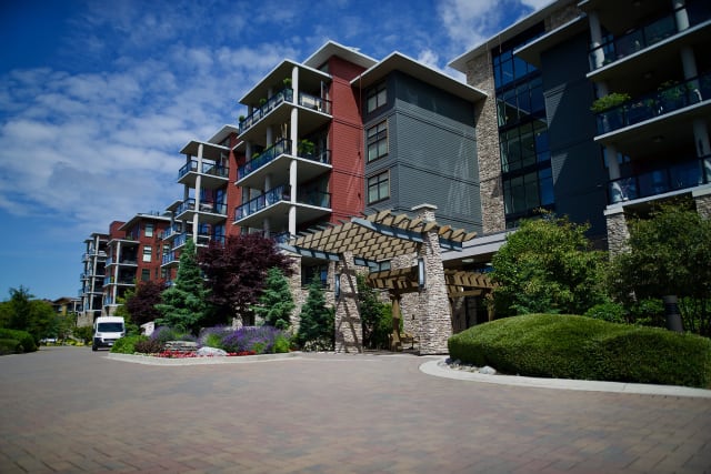 Tsawwassen Springs Apartments