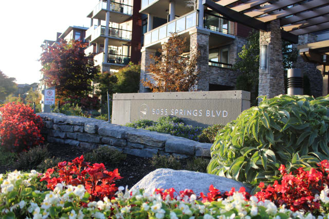 Tsawwassen Springs Apartments