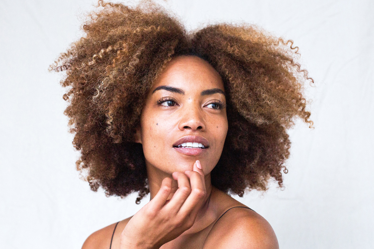 https://res.cloudinary.com/hpf2bgvwe/image/upload/v1753772651/media/00d2v000003qbb7eao/blog-all-natural-non-toxic-make-up-v2-2.jpg