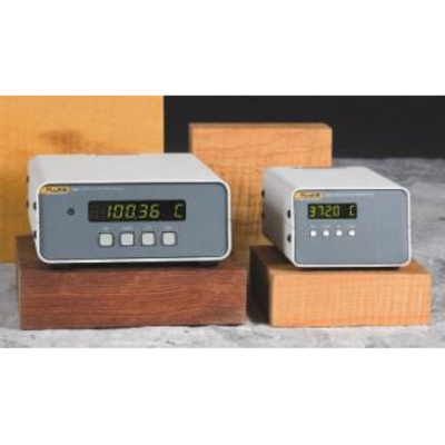 2100 and 2200 benchtop temperature controllers 3102