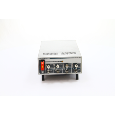 Amp 9400 400vp p four channel signal amplifier 33537