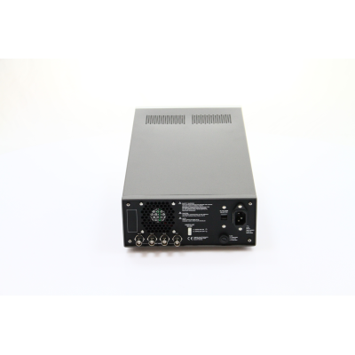 Amp 9400 400vp p four channel signal amplifier 33540