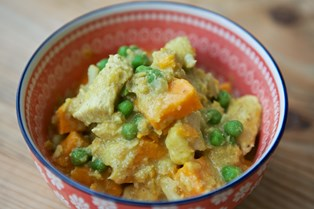 Kokosnuss Hühnchen Curry