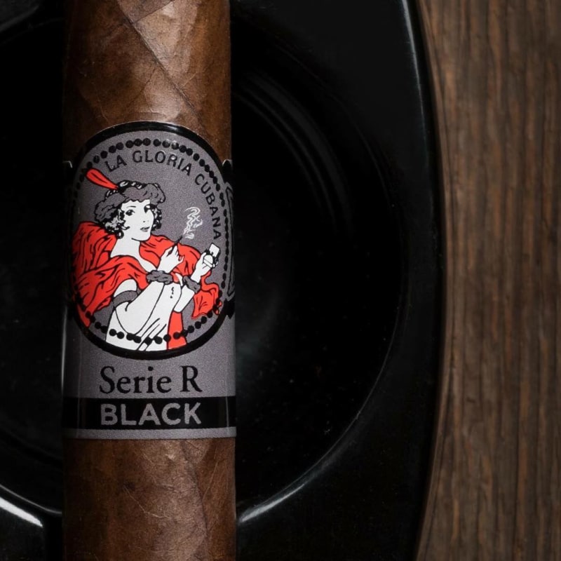 La Gloria Cubana Serie R Black header asset