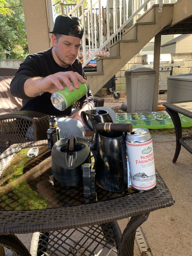 AC7671A1 1342 403E B55E 4358D2A2A18F