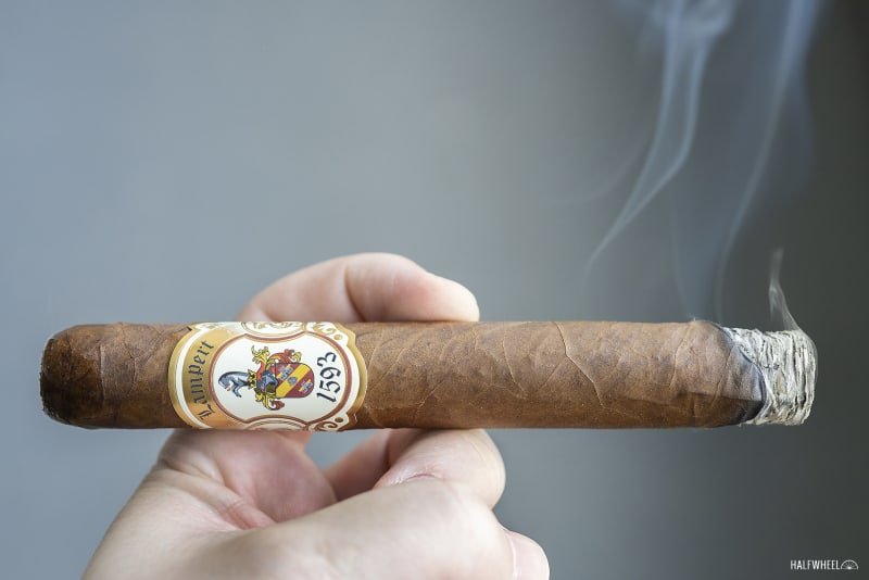 Lampert 1593 Edición Blanca Toro Image