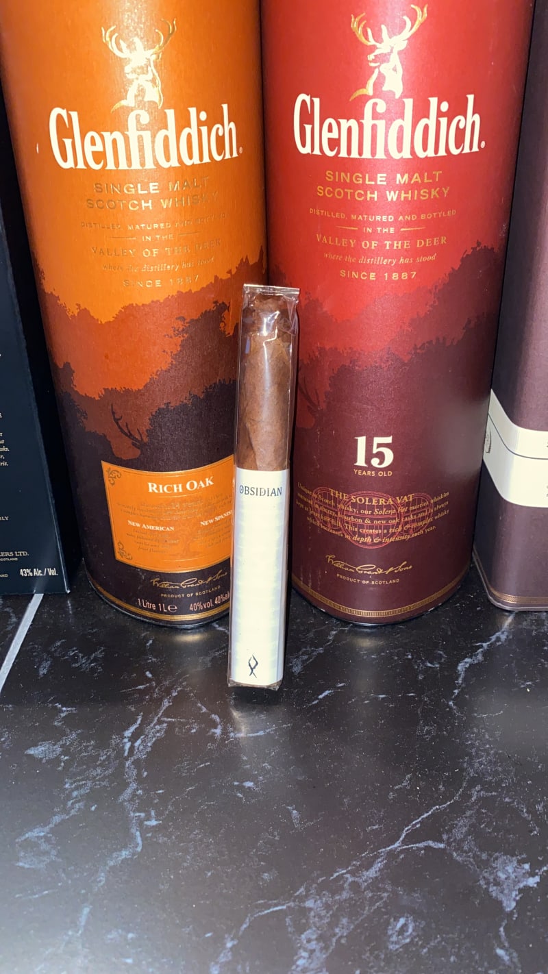 B86DD1FB 31F8 44E4 8939 A7C7BCB92D9C