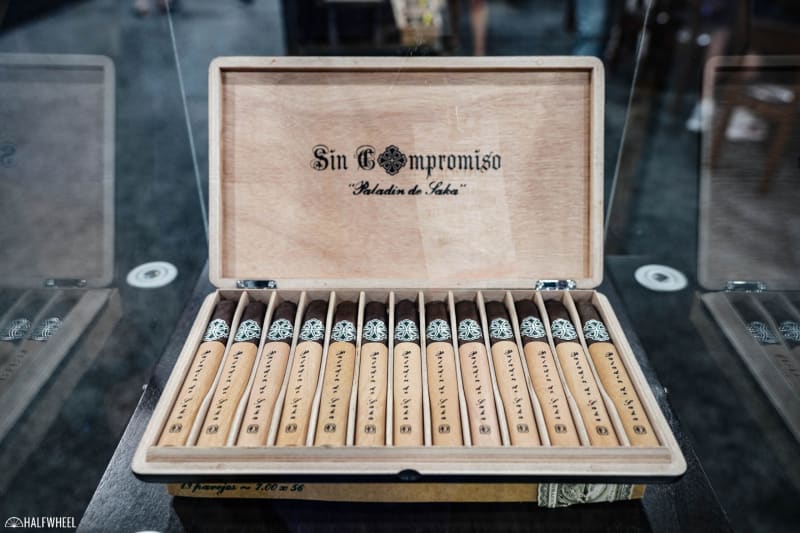 Palada de Saka Arrives at Stores Image